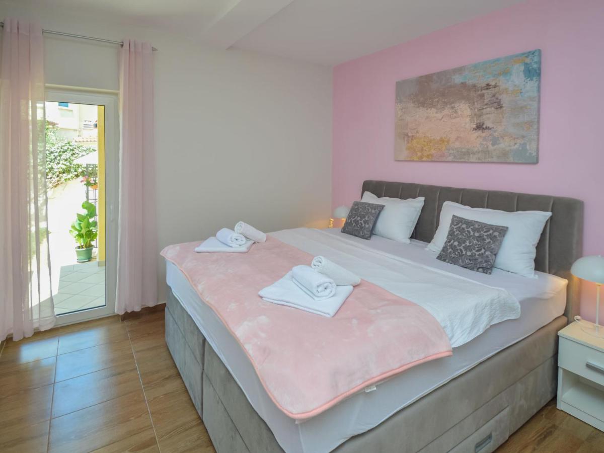 Holiday Home Valdor By Interhome Sovlje Kültér fotó